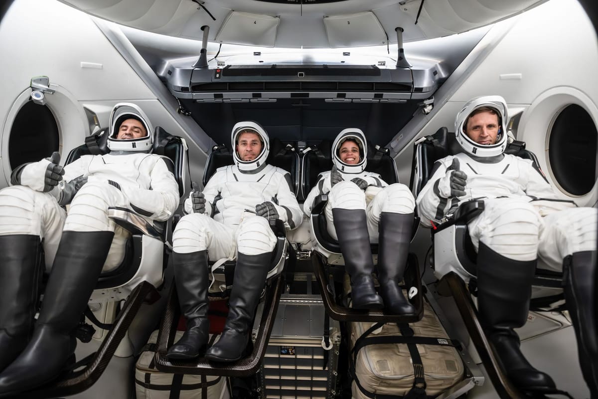 NASA 为 SpaceX Crew-13 国际空间站任务举行简报会