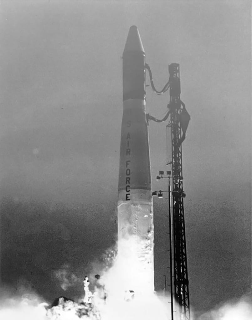 A Thor DSV-2U  launches from SLC-10W