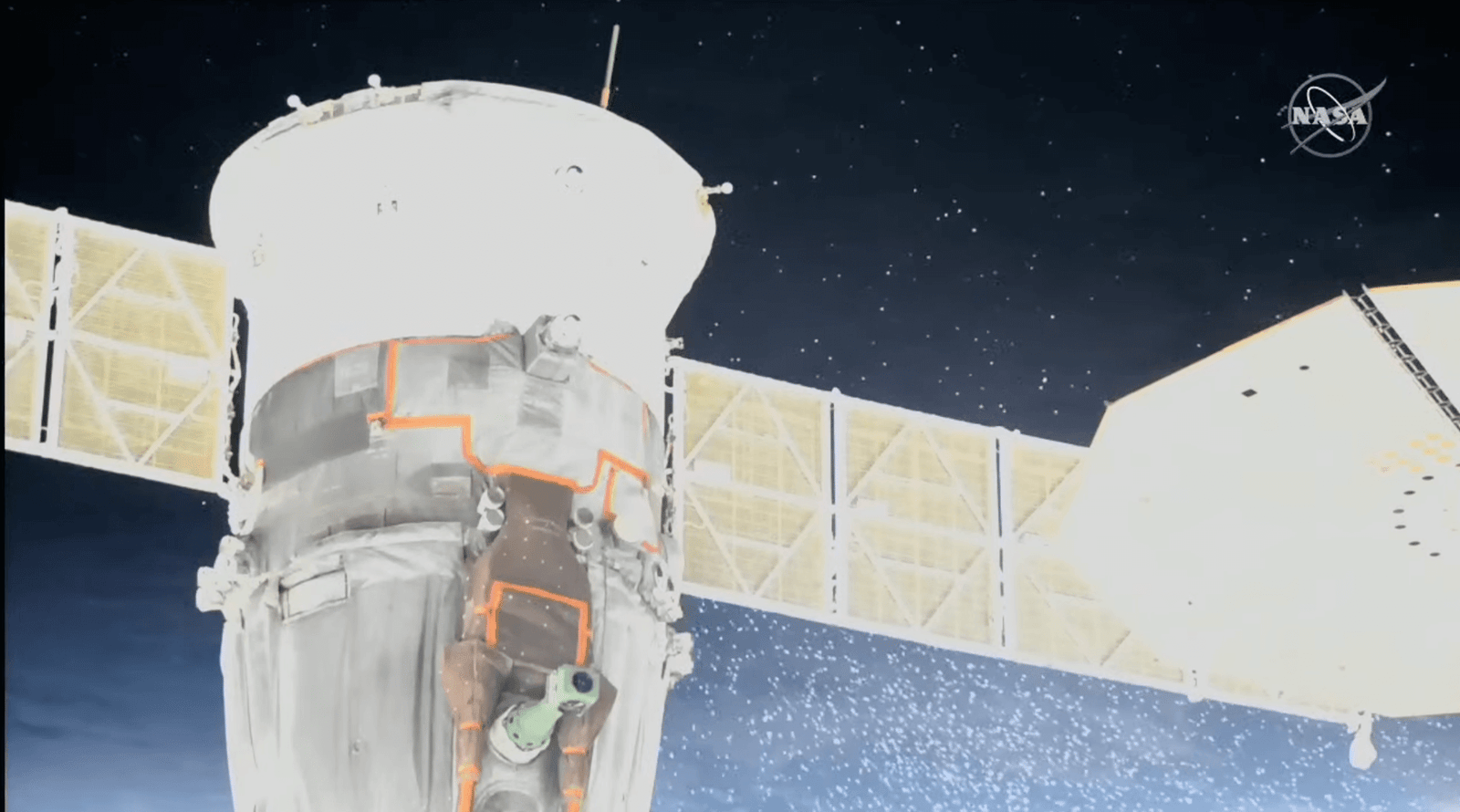 Soyuz MS-22 leak