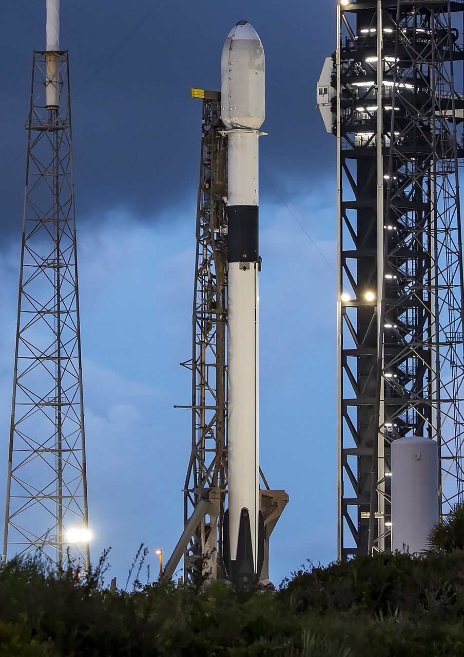 B1091 on SLC-40 (KF-02)