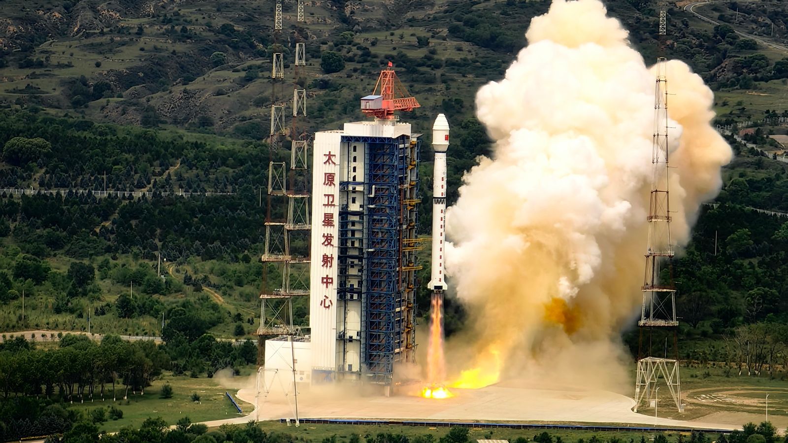 CZ-4B liftoff from LC-9 (Gaofen-11-05)