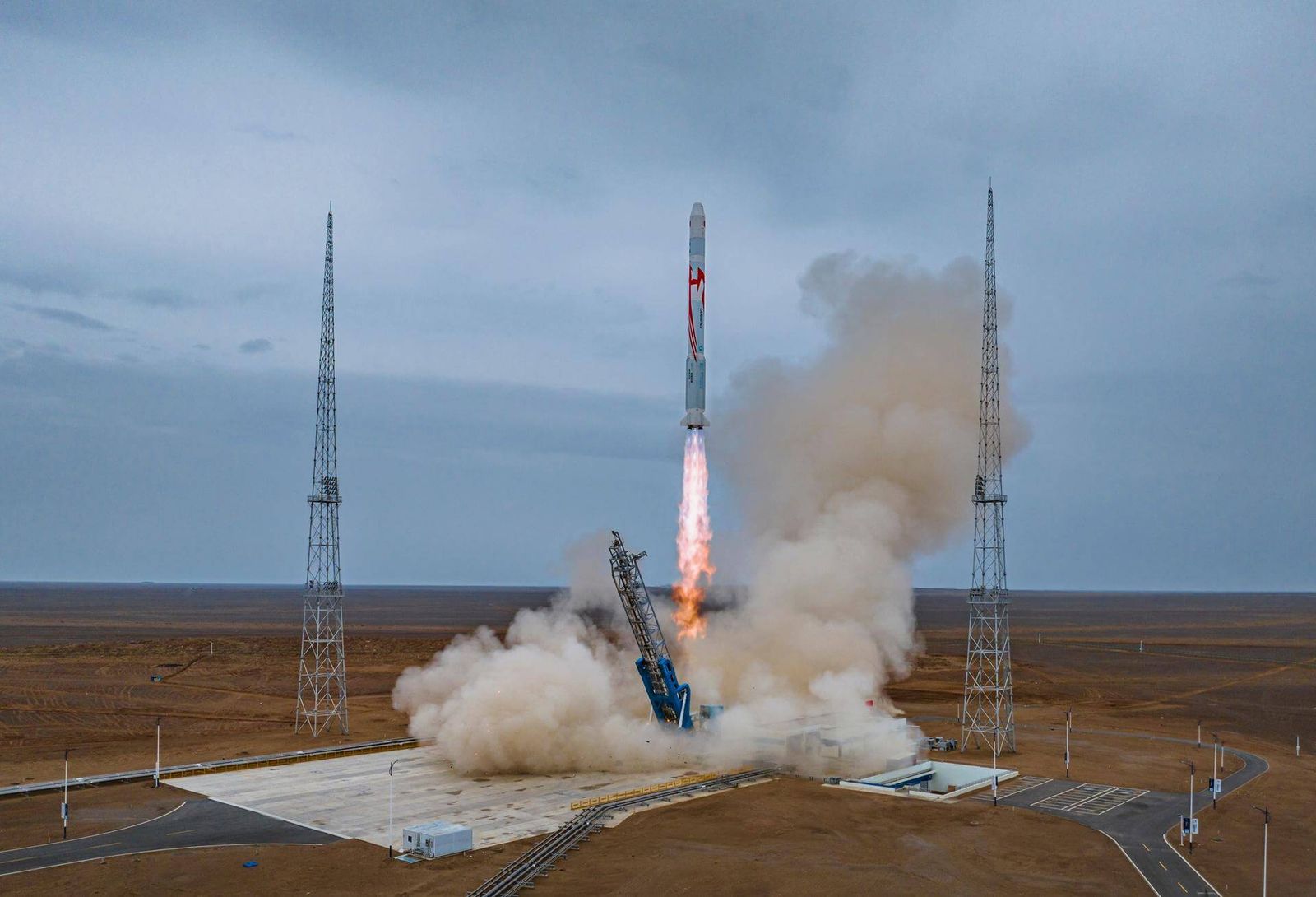 Zhuque-2 liftoff from LA-96 (Flight 2)