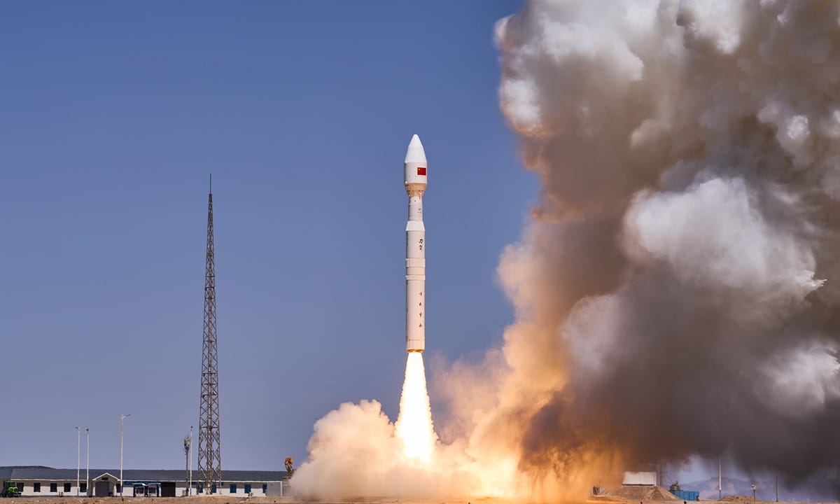 CAS Space's Kinetica-1 Y14 carrier rocket blasts off at 11:44 am from Northwest China's Dongfeng space innovation pilot zone on June 15, 2026. Photo: Courtesy of CAS Space