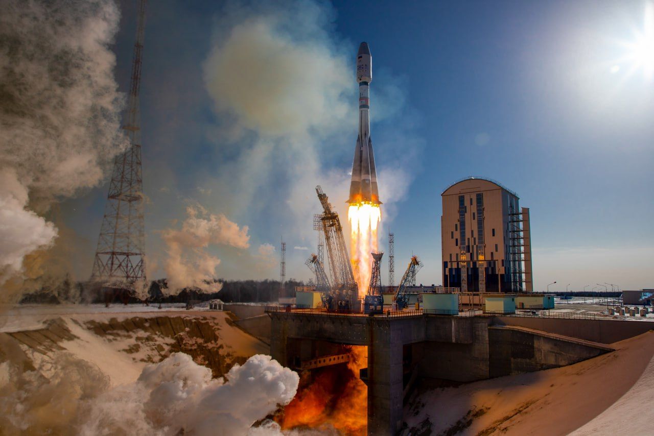 Soyuz 2.1b/Fregat-M liftoff from site 1S (Meteor-M No.2-4 & others)