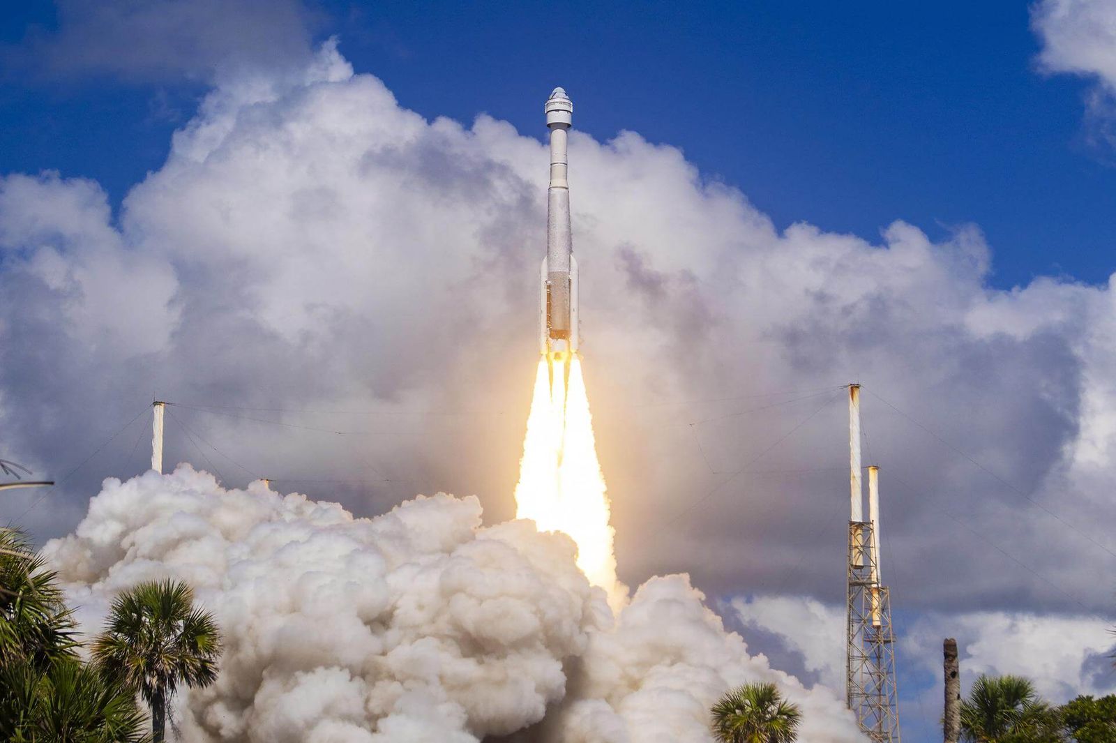 Atlas V N22 liftoff from SLC-41 (CFT)