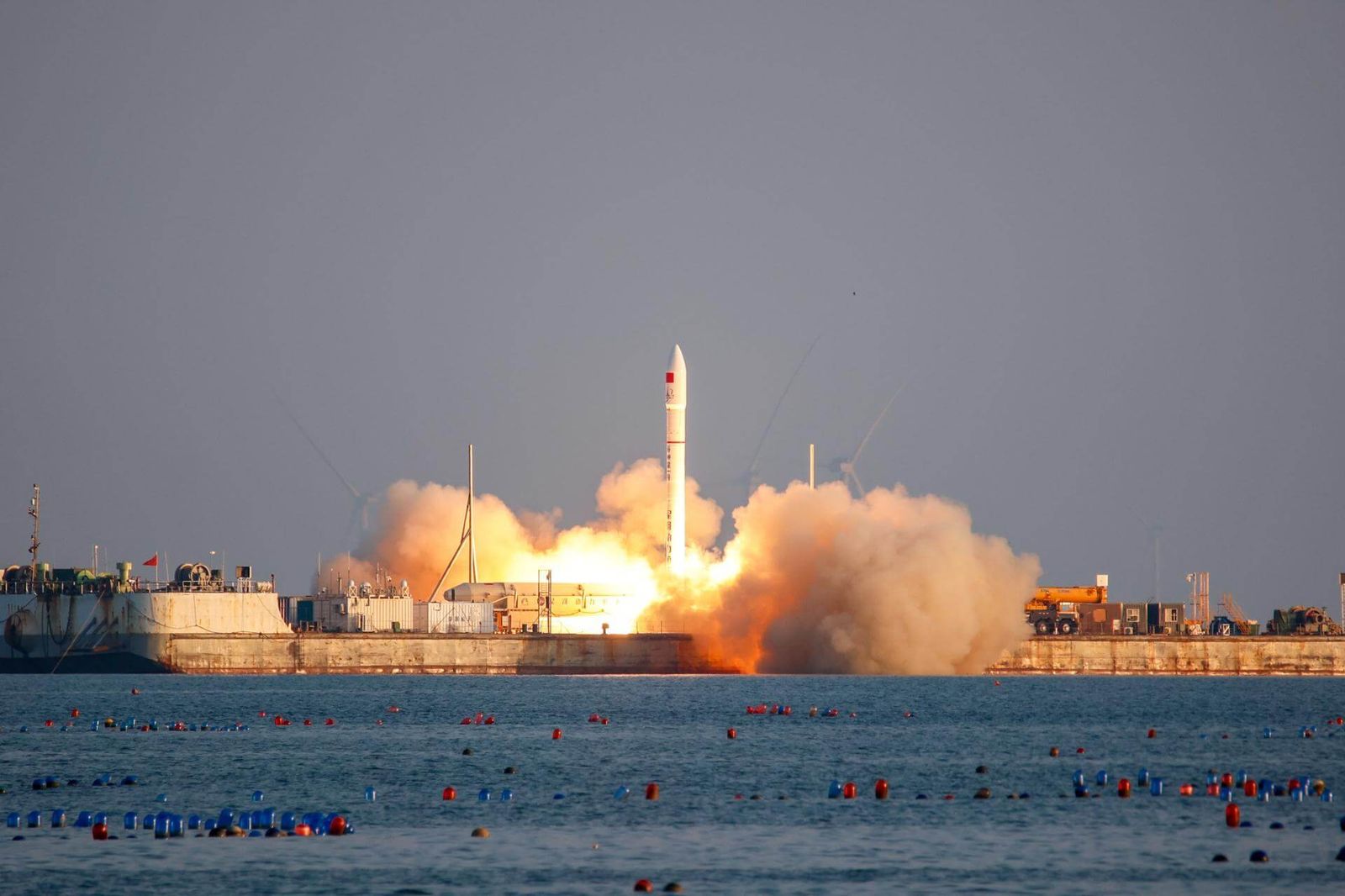 Ceres-1S liftoff from DeFu-15002 (4x Tianqi)
