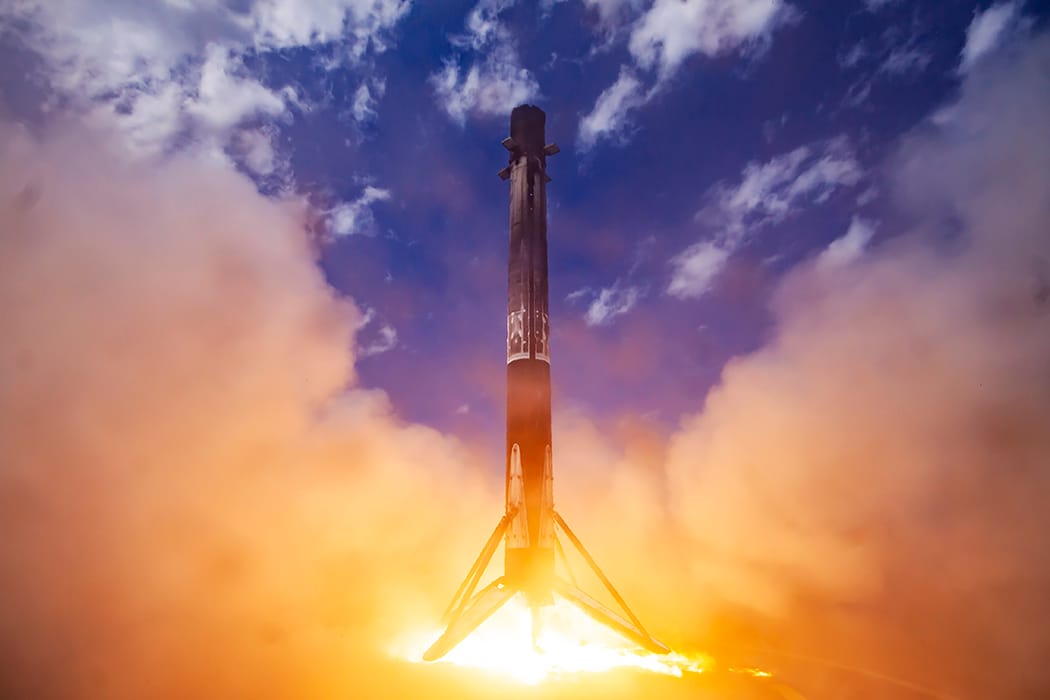B1062 landing on ASOG during Axiom Ax-1 launch