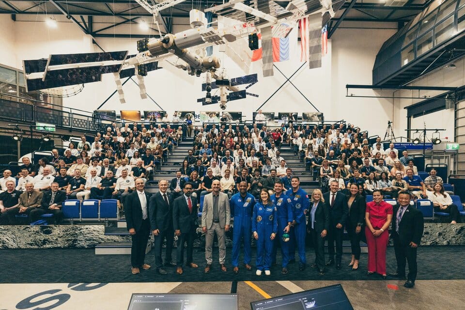 Artemis II astronauts visit the ESA workforce at ESTEC in the Netherlands.