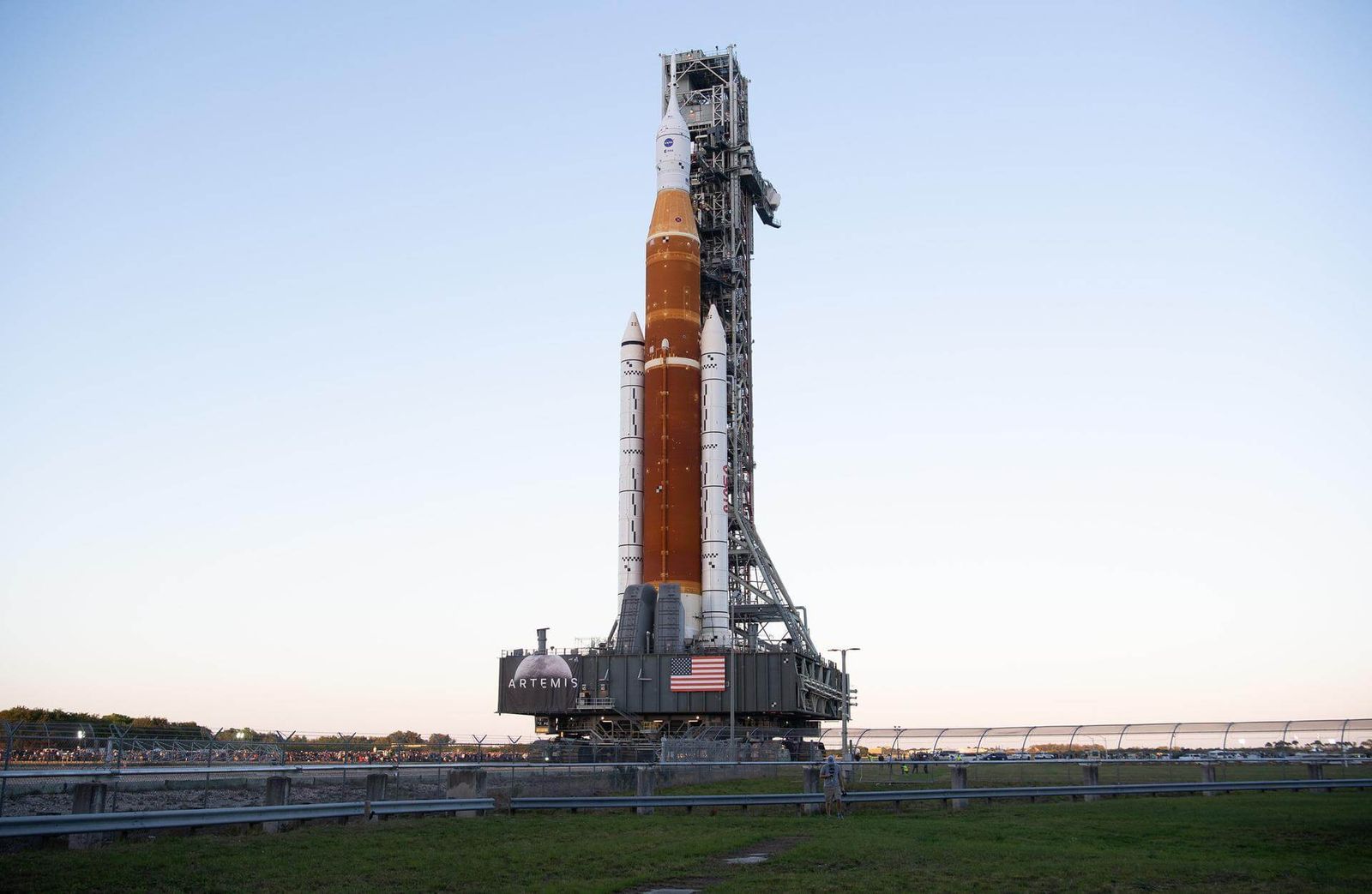 SLS rolling out (Artemis I)