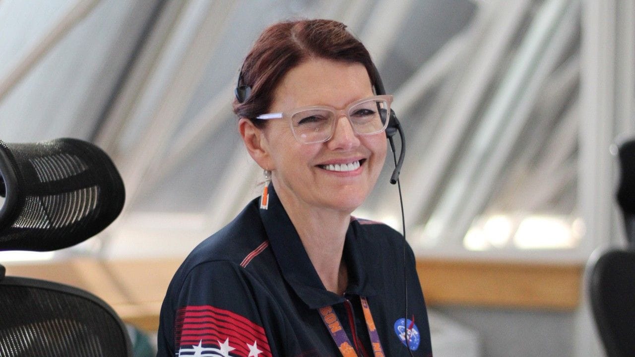 Artemis launch director Charlie Blackwell-Thompson participates in the launch countdown simulation on July 2, 2026, in Firing Room 1 of the Launch Control Center.