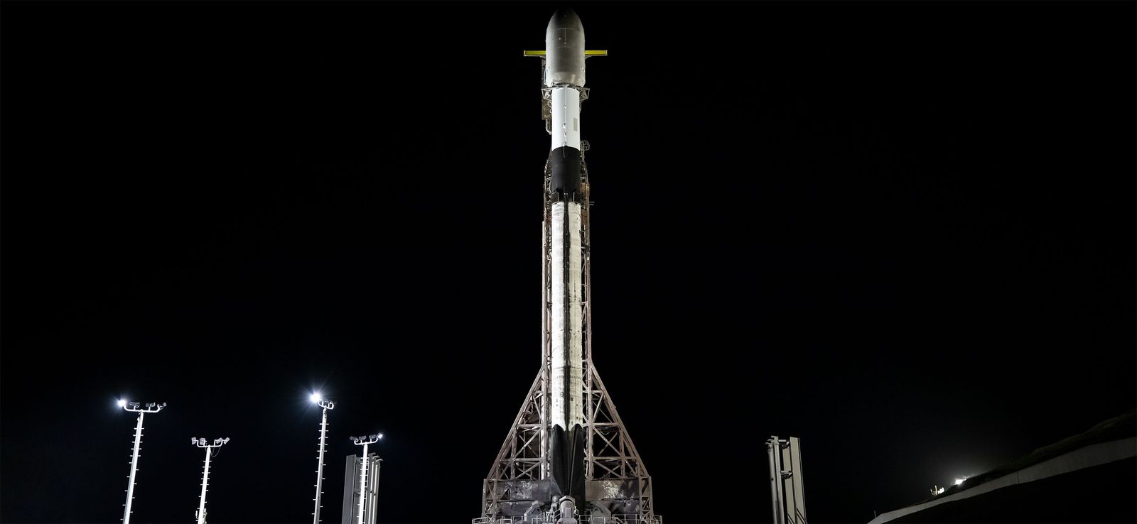 Falcon 9 on SLC-4E (NROL-167)