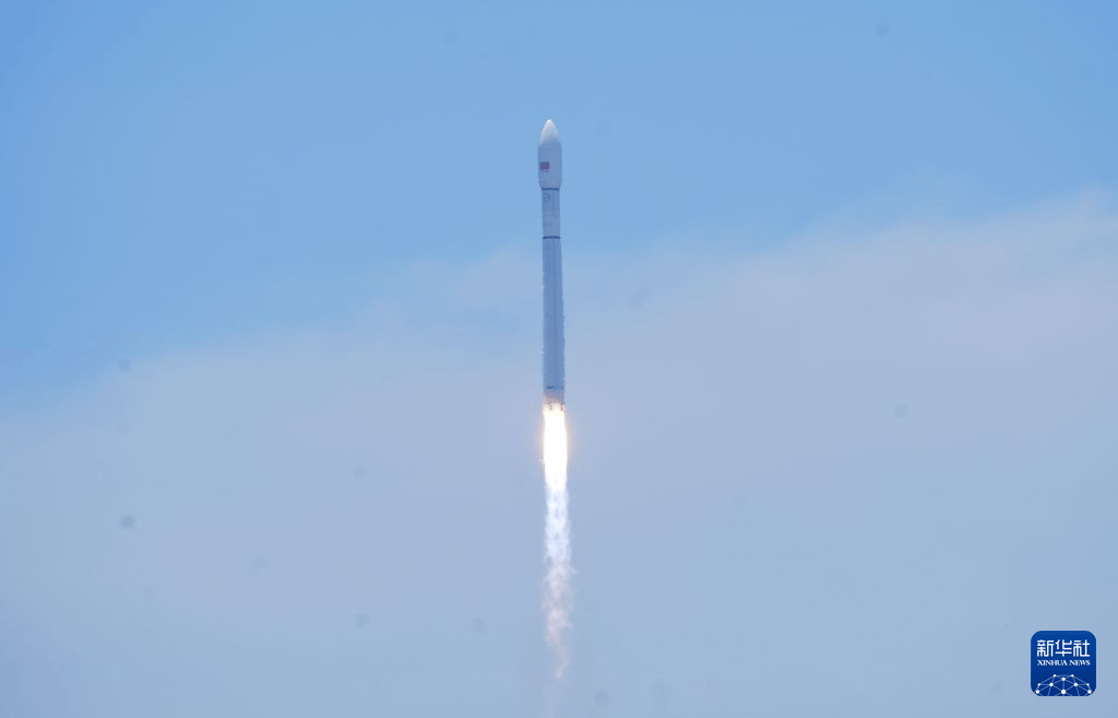 我国成功发射卫星互联网低轨24组卫星