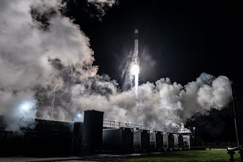 Electron liftoff from LC-1 (Owl New World)