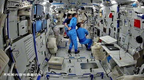 航天器与探测器