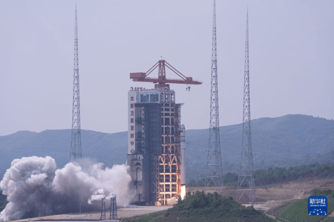 发射瞬间