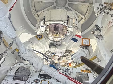 航天器与探测器