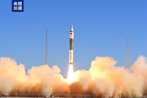一箭双星入轨！我国成功发射天仪51、52星