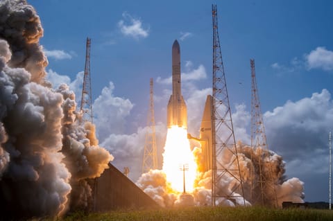 Ariane 64 liftoff (LE-01)