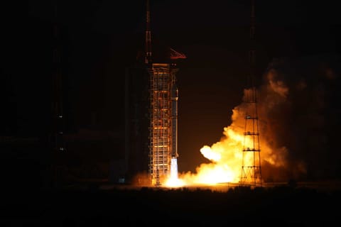 长征二号丁 (CZ-2D) | PIESAT-2 13-16