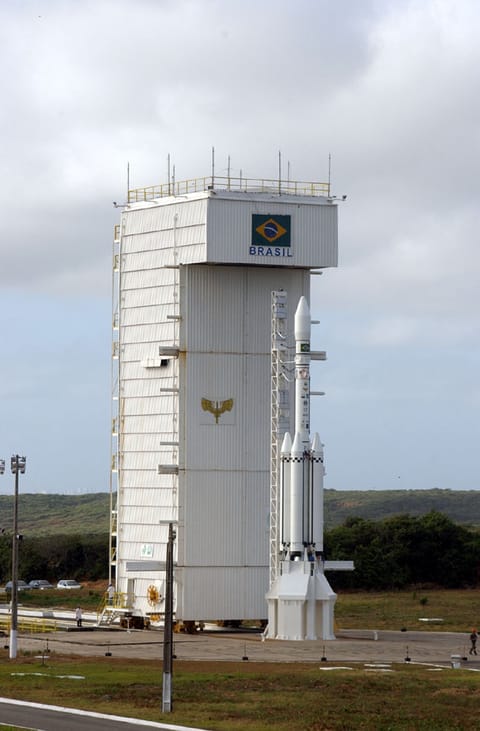 VLS1-V03 rocket on a launching pad for Alcântra