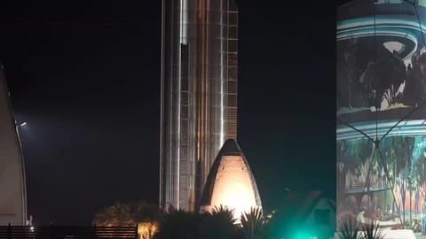 NASASpaceflight tweet about SpaceX Starship Flight 14 and 15 parallel preparations