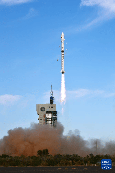 长征四号乙 (CZ-4B) | Haiyang 2E