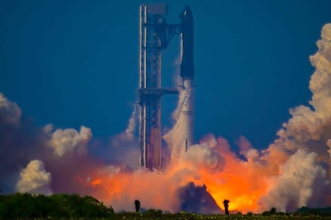 A new version of the SpaceX Starship rocket launches from Starbase in Texas, but could Chinese tech make chemical rockets obsolete? Photo: ZUMA Press Wire/dpa