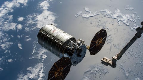 Cygnus NG berthing