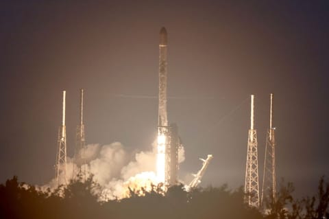 Starlink V2 Mini Twilight: Falcon 9 Launches Friday as Starship V3 Nears