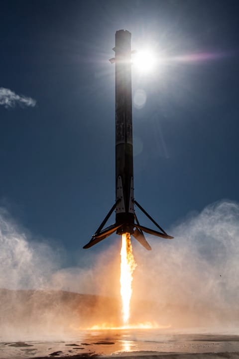 B1071 landing on LZ-4 during NROL-87 launch