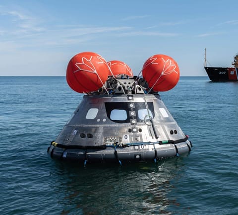 Orion simulator splashed down