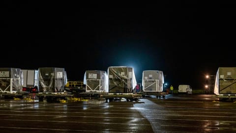 Amazon Leo satellites arrive at nighttime to Europe's Spaceport in French Guiana
