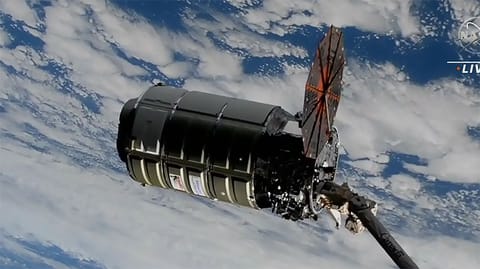 NG-19 Cygnus Berthing - one solar panel