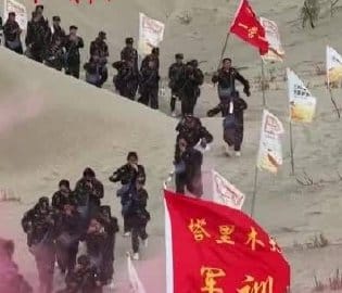 新生沙漠徒步12公里