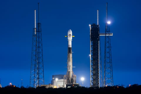Falcon 9 on SLC-40 (NROL-77)