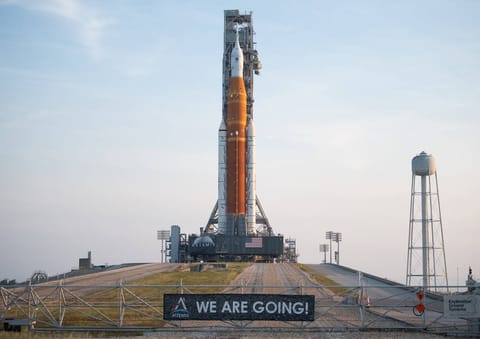 SLS rolling out (Artemis I)