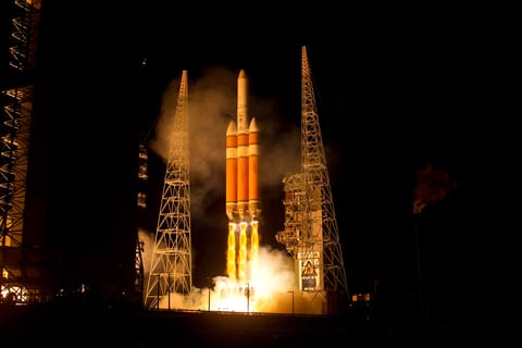Delta IV Heavy liftoff from LC-37 (NROL-32)