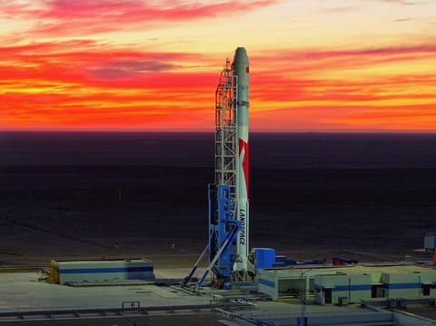 Zhuque 2E on the launch pad