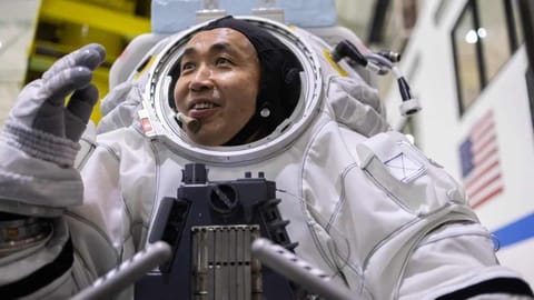 Wakata and the Axiom Space Extravehicular Activity (EVA) program team tested the operations and capabilities of the communications, breathing, and cooling systems of the spacesuit in the NBL (Image Source: Axiom Space)