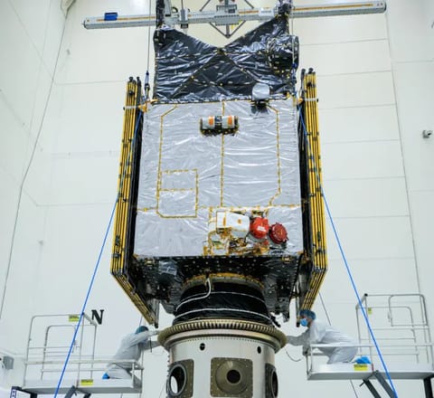 Psyche probe in clean room