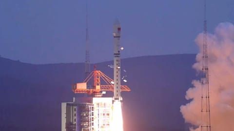 长征二号丁 (CZ-2D) | PIESAT-2 13-16