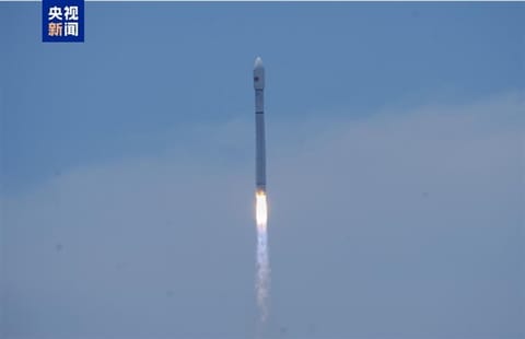 长征十二号运载火箭成功发射：卫星互联网低轨24组卫星进入预定轨道