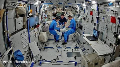 航天器与探测器