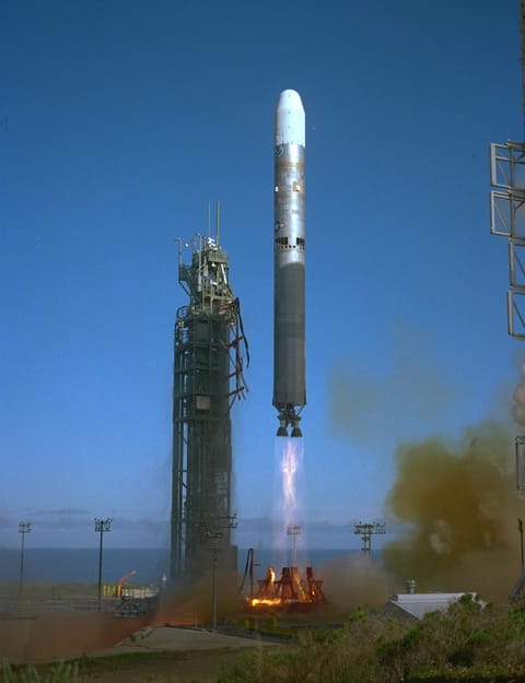 Titan II SLV liftoff from SLC-4W (NOAA 15)