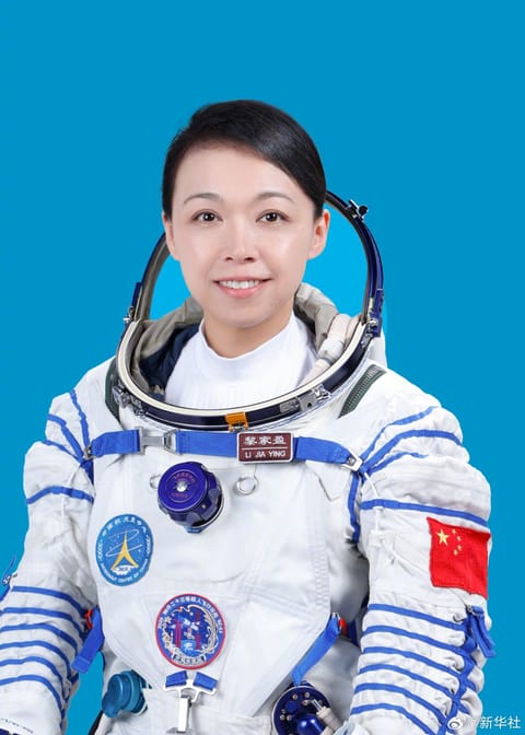 黎家盈。 黎家盈。