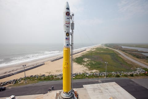 Minotaur I  on the launch pad