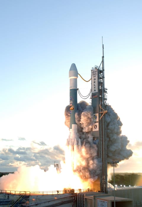 Delta II 7925H-9.5 from SLC-17B (Dawn)