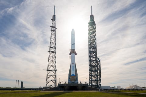 New Glenn on the launch pad (Escapade)