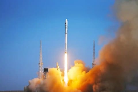 A Long March 12B rocket blasts off Monday from the Dongfeng commercial space innovation pilot zone in northwestern China, carrying satellites into orbit. Photo: China Aerospace Science and Technology