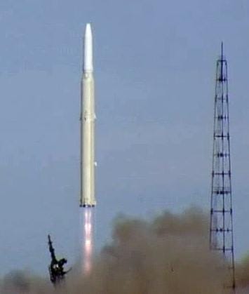 Tsyklon-2 liftoff